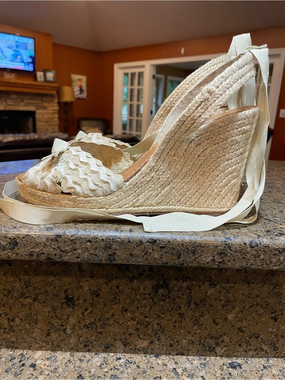 kate spade Gorgeous! Beige Cream Wedge Espadrille Sandal Jute Heel Ribbon Tie 10